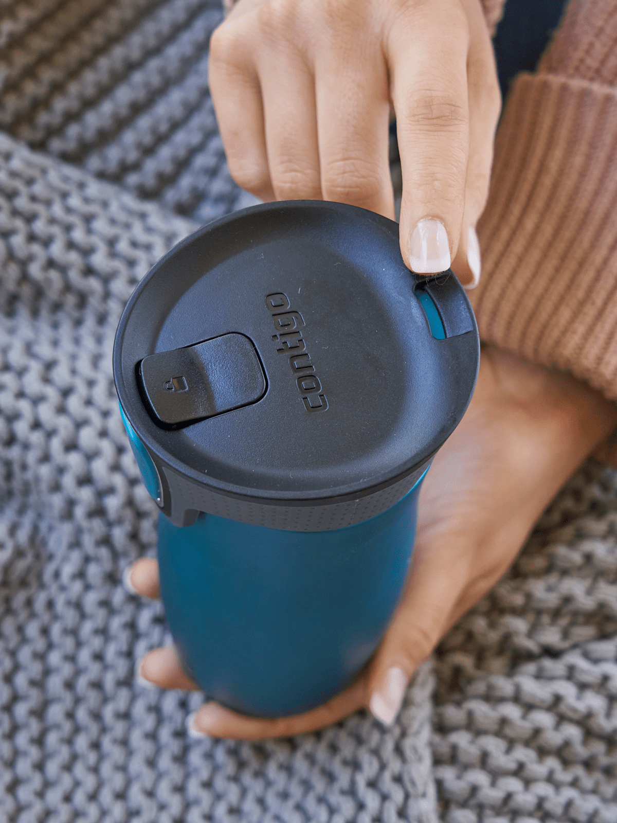 Thermal Mug Contigo West Loop 2.0 470ml „Glamour Blue” sky mat  Thermal  Mugs New Categories \ For MOM Categories \ SHOW ALL FOR HER Collections \  GLAMOUR Collections \ SHOW ALL