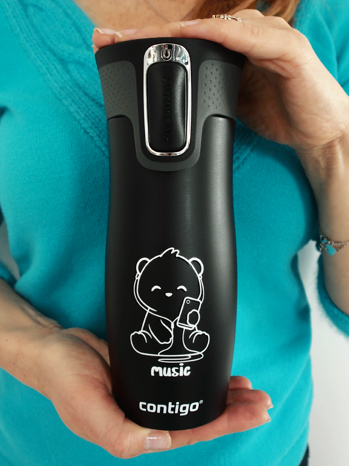 https://kubekcontigo.pl/eng_pl_Thermal-mug-Contigo-West-Loop-2-0-470-ml-Matte-Black-Music-Teddy-67113_8.png